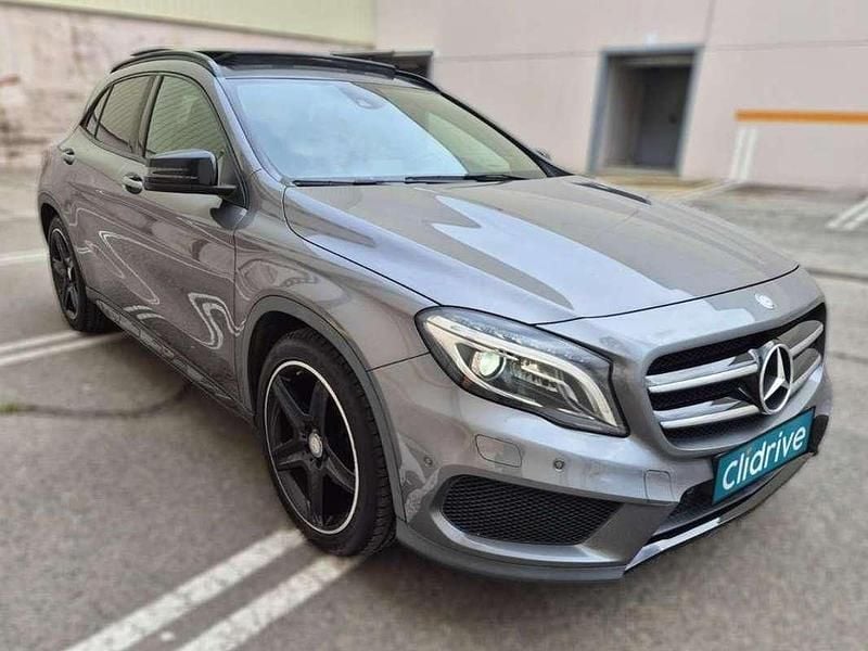 Begagnad Mercedes GLA200 AMG line 156 HK (114 kW) 2014 Grå SUV