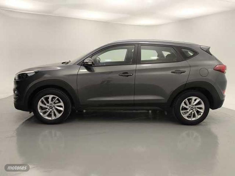 Usado Hyundai Tucson 116 CV (85 kW) 2018 Gris / plata SUV