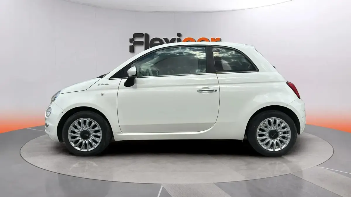 Usado Fiat 500 Dolcevita 71 CV (52 kW) 2023 Blanco Berlina