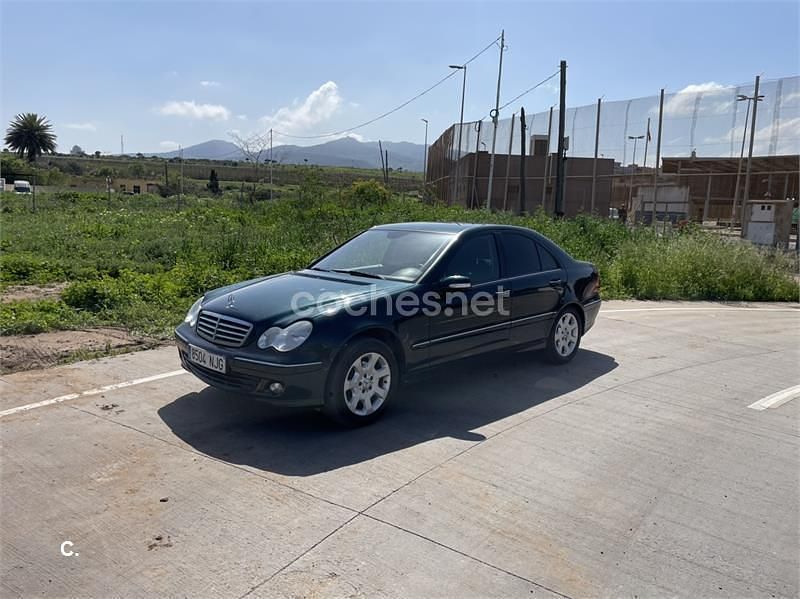 Usado Mercedes C200 Elegance 122 CV (89 kW) 2005 Verde Berlina