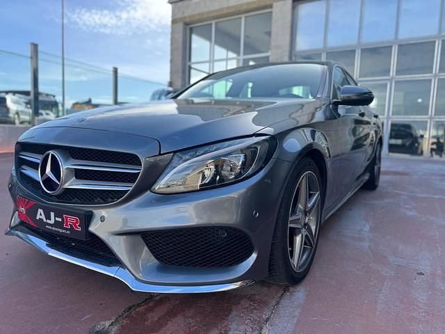 Usado Mercedes C180 116 CV (85 kW) 2017 Gris Berlina