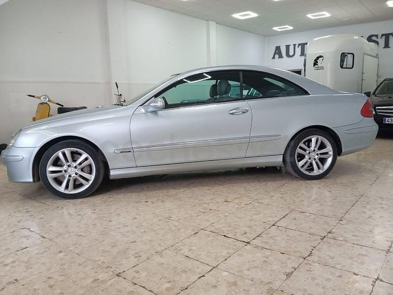 Usado Mercedes CLK320 Elegance 224 CV (164 kW) 2005 Gris / plata Coupe
