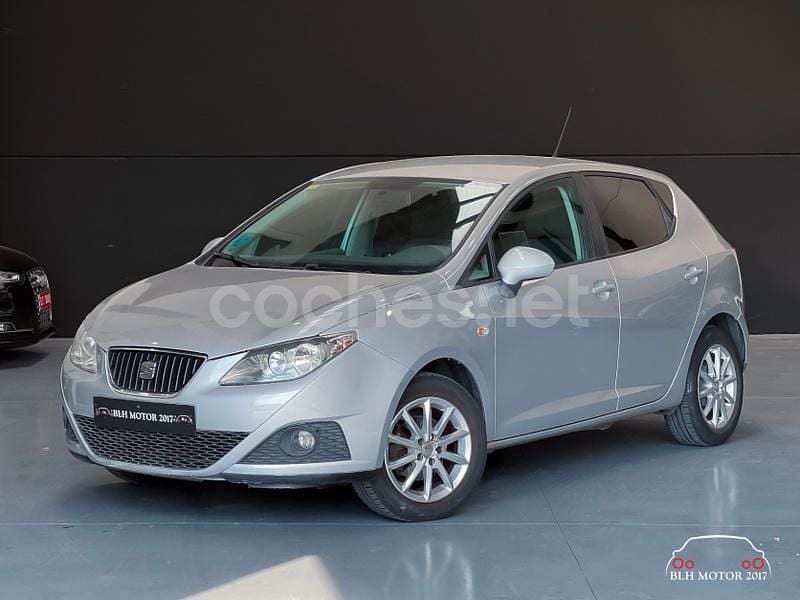 Gris / plata Usado 2011 Seat Ibiza Copa Berlina | 7990 € (Precio justo) - Imagen 1/4