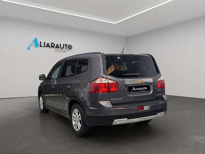 Usado Chevrolet Orlando LT 131 CV (96 kW) 2013 Gris Monovolumen