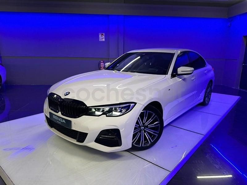 Usado BMW 318 Shadowline 150 HP (110 kW) 2022 Branco Sedan