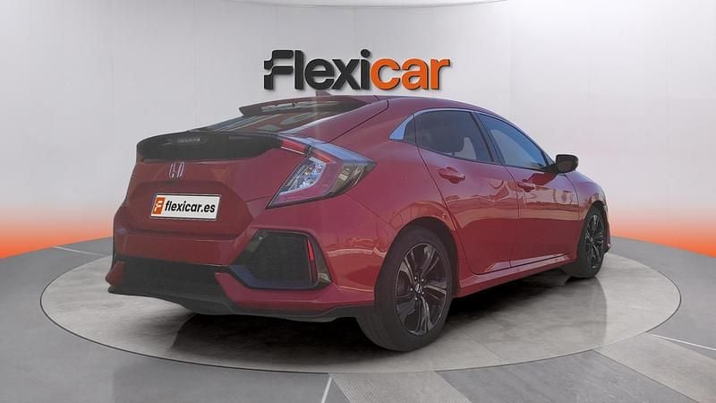 Usado Honda Civic Comfort 129 CV (94 kW) 2019 Rojo Berlina