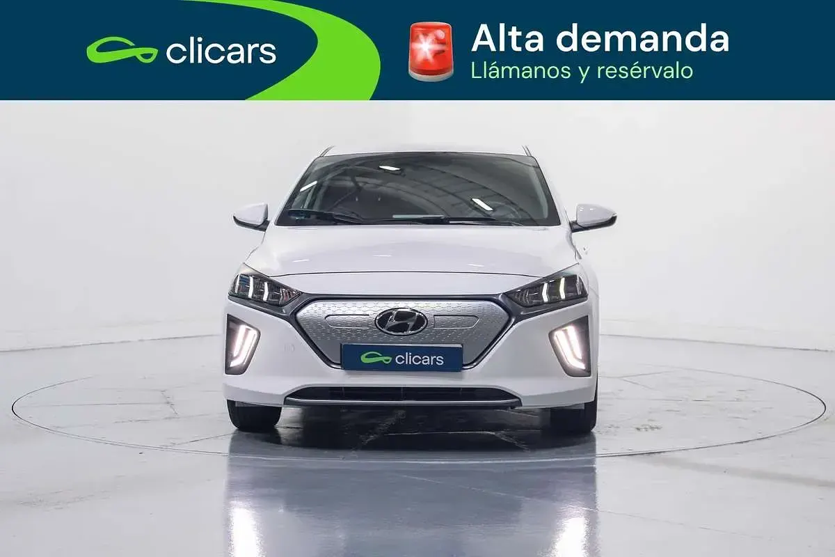 Usado Hyundai Ioniq 100 kW (136 CV) 2021 Blanco Utilitario