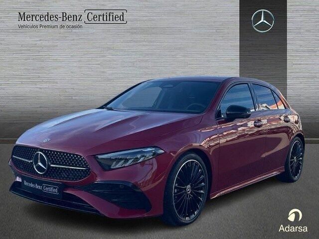Rojo Nuevo 2025 Mercedes A200 Berlina | 46.000 € (Caro) - Imagen 1/4
