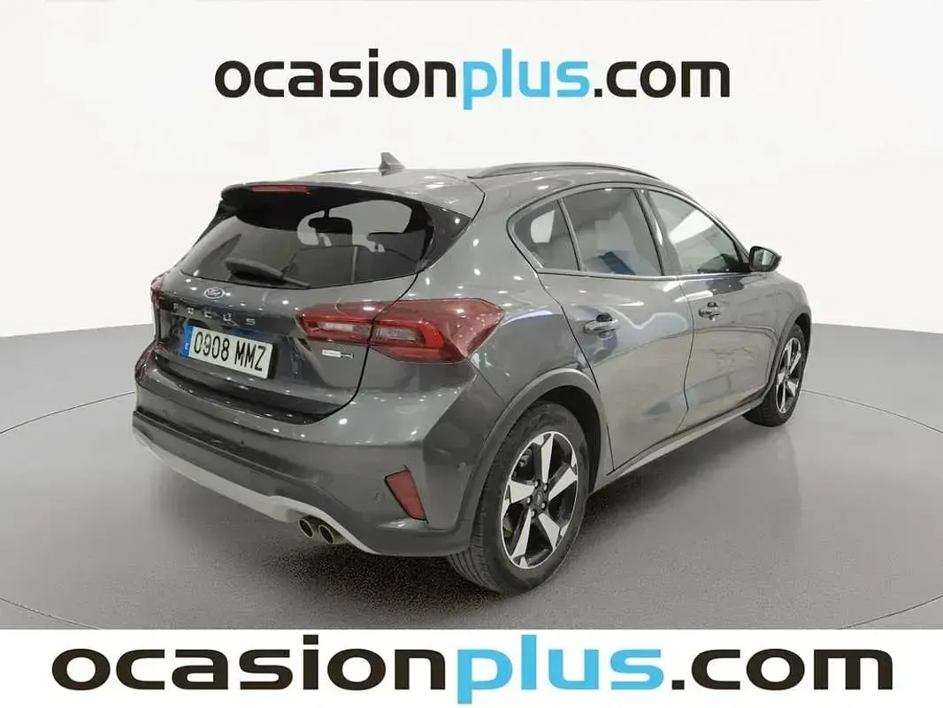 Usado Ford Focus Active 155 CV (114 kW) 2024 Gris Utilitario