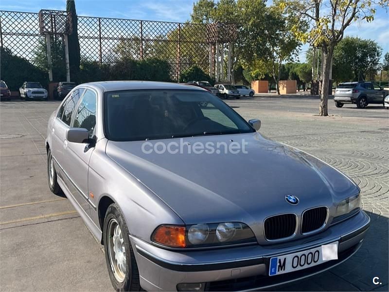 Gris / plata Usado 1999 BMW 525 Berlina | 4100 € (Precio justo) - Imagen 1/4