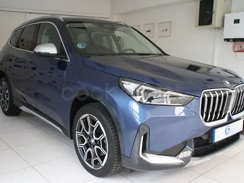 Usado BMW X1 Luxury Line 163 CV (119 kW) 2023 Azul SUV