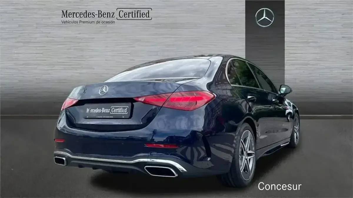 Usado Mercedes C220 200 CV (147 kW) 2023 Azul Berlina