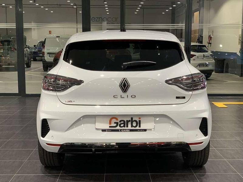 Nuevo Renault Clio V Techno 143 CV (105 kW) 2025 Blanco Utilitario