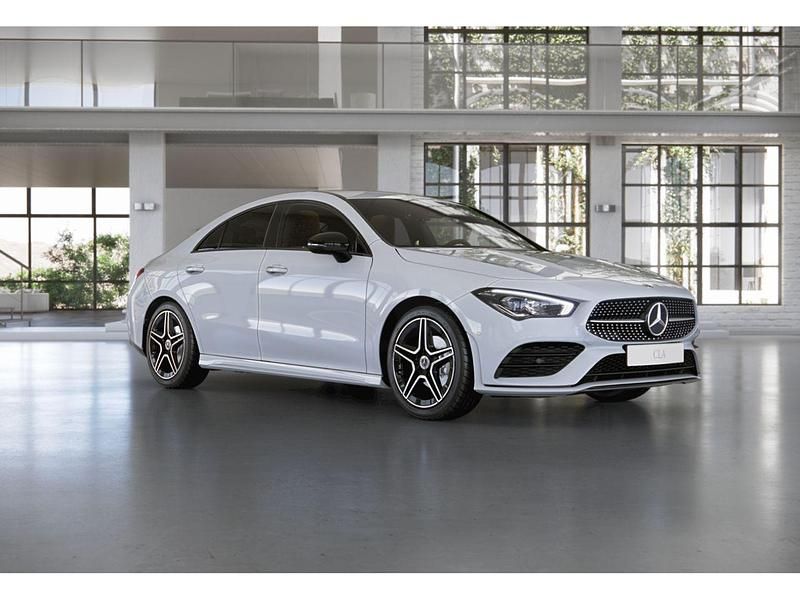 Usado Mercedes CLA180 136 CV (100 kW) 2020 Blanco Berlina