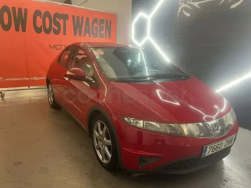 Usado Honda Civic Sport 140 CV (102 kW) 2006 Rojo Berlina