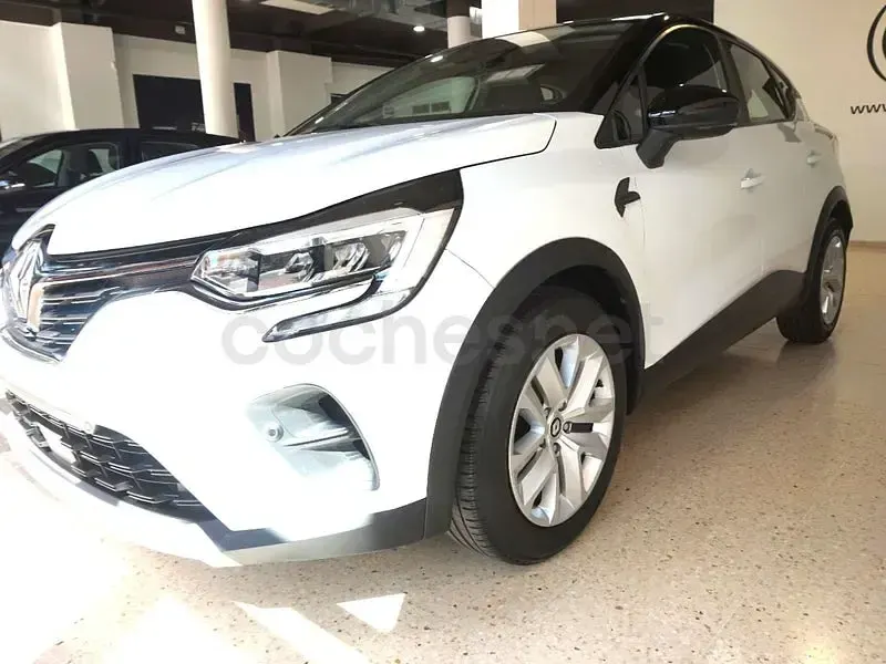 Usado Renault Captur Intens 90 CV (66 kW) 2021 Blanco SUV