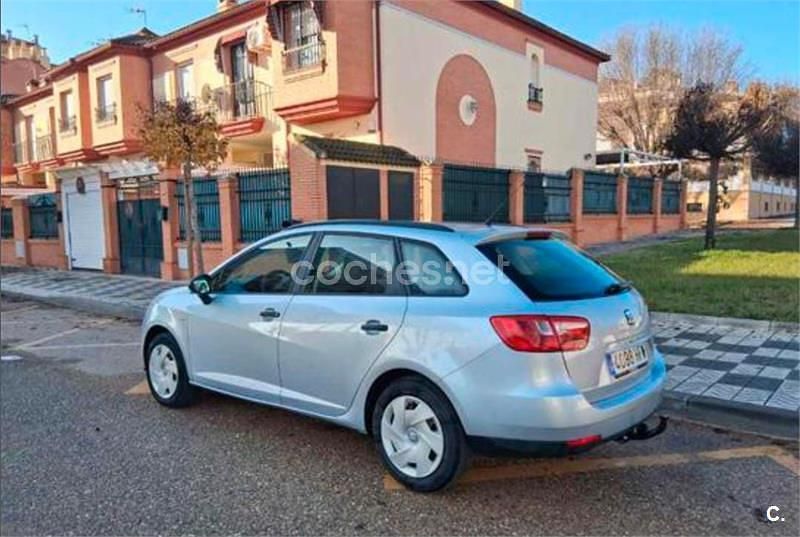 Azul Usado 2011 Seat Ibiza Reference Berlina | 2400 € (Super precio) - Imagen 1/4