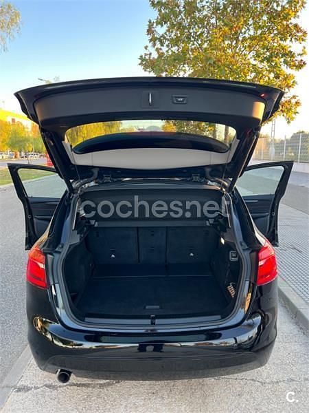 Usado BMW 218 Sport Line 150 CV (110 kW) 2015 Negro Familiar