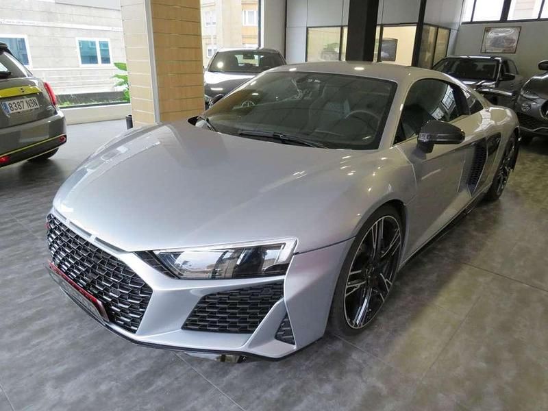 Plateado Usado 2024 Audi R8 Coupé Performance Coupe | 178.900 € (Caro) - Imagen 1/4