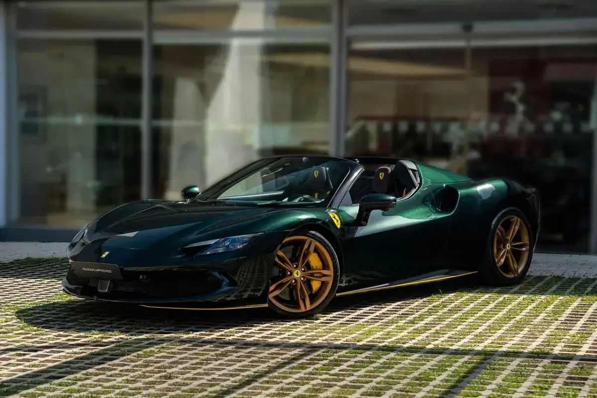 Usado Ferrari 296 830 CV (610 kW) 2025 Descapotable