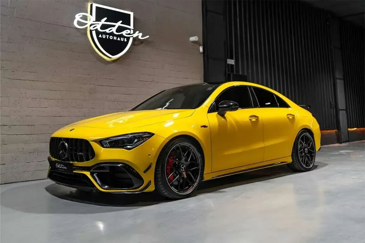 Usado Mercedes CLA45 AMG AMG 421 CV (309 kW) 2022 Amarillo Coupe