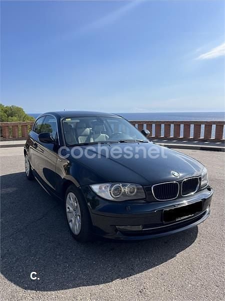 Negro Usado 2011 BMW 116 Utilitario | 6350 € (Buen precio) - Imagen 1/4