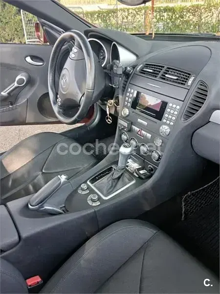 Usado Mercedes SLK200 163 CV (119 kW) 2005 Granate Descapotable