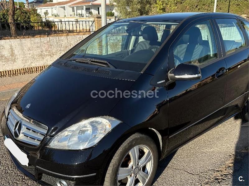 Usado Mercedes A160 95 CV (69 kW) 2010 Negro Monovolumen