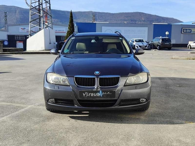 Usado BMW 320 170 CV (125 kW) 2008 Gris Familiar