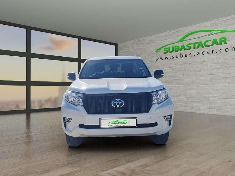 Begagnad Toyota Land Cruiser 177 HK (130 kW) 2021 Vit SUV
