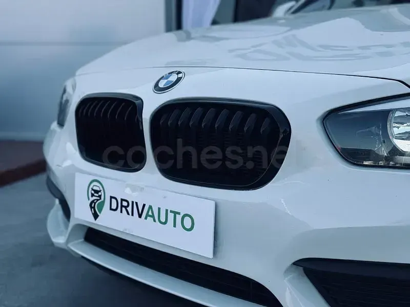 Usado BMW 118 Comfort Edition 136 CV (100 kW) 2016 Blanco Utilitario