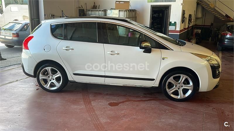 Usado Peugeot 3008 Sport 110 CV (80 kW) 2010 Blanco Berlina