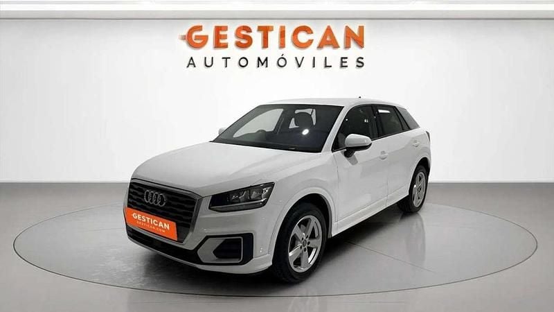 Usado Audi Q2 Design 116 CV (85 kW) 2020 Blanco SUV