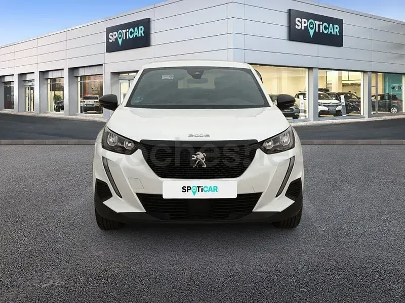 Usado Peugeot 2008 Active 100 CV (73 kW) 2022 Blanco SUV