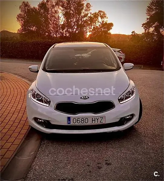 Usado Kia Ceed GT 90 CV (66 kW) 2014 Blanco Berlina