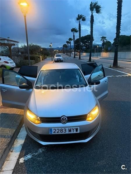 Usado VW Polo Sport 90 CV (66 kW) 2011 Gris / plata Utilitario