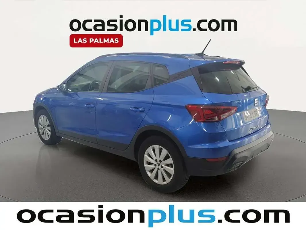 Usado Seat Arona Style 110 CV (80 kW) 2022 Azul SUV
