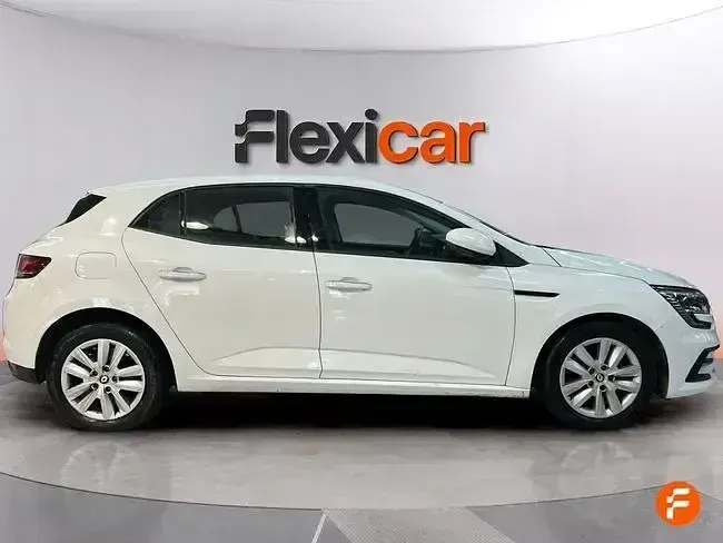 Usado Renault Mégane II Equilibre 115 CV (84 kW) 2023 Blanco Berlina