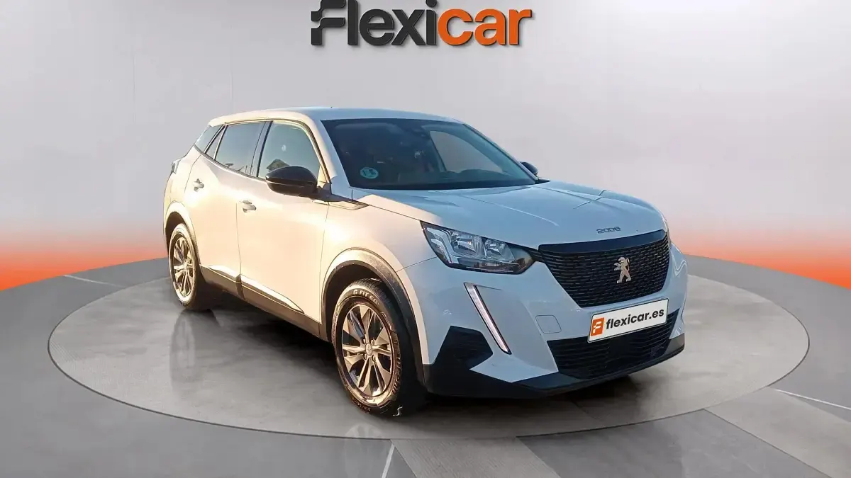 Usado Peugeot 2008 Active 101 CV (74 kW) 2022 SUV
