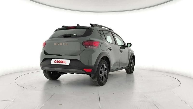 Usado Dacia Sandero Extreme 101 CV (74 kW) 2025 Verde Utilitario