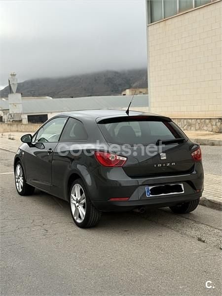 Negro Usado 2009 Seat Ibiza SC Reference Utilitario | 3750 € (Precio justo) - Imagen 1/4