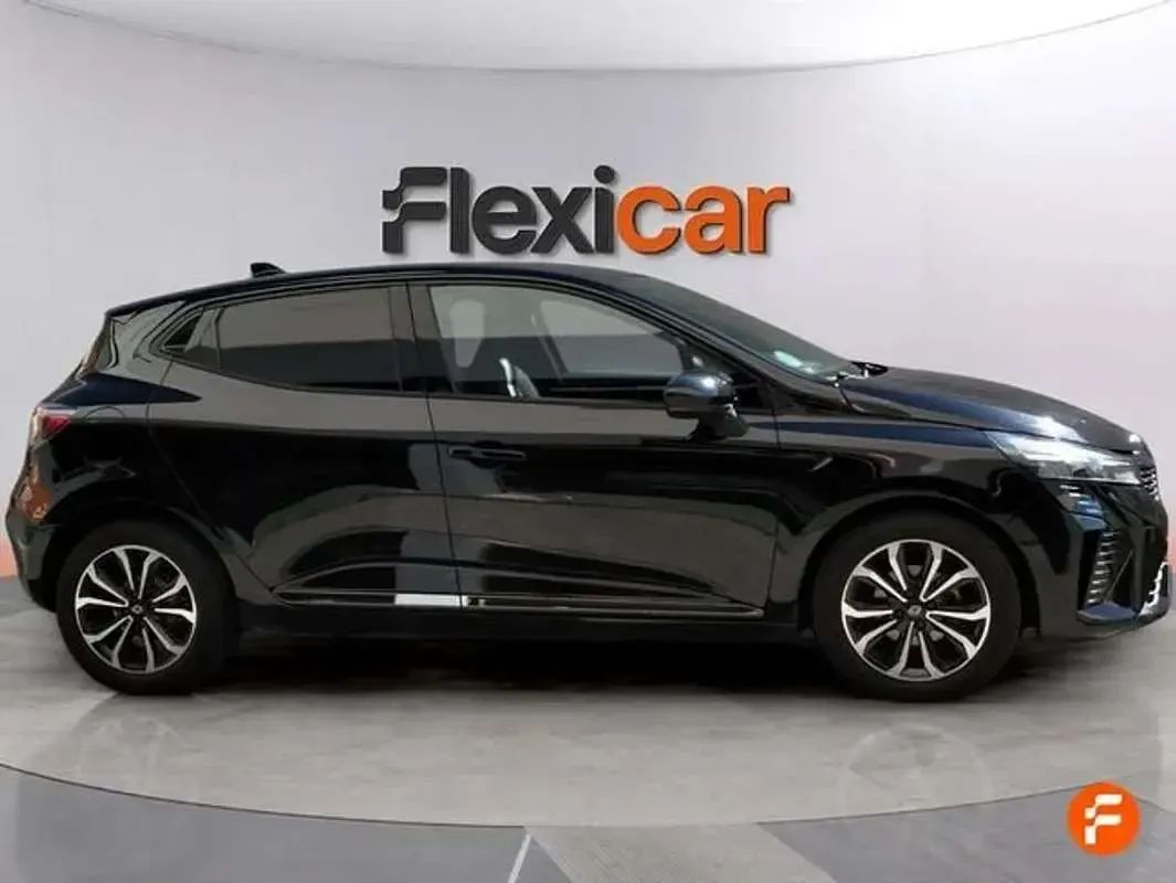Usado Renault Clio V Techno 90 CV (66 kW) 2025 Gris Berlina
