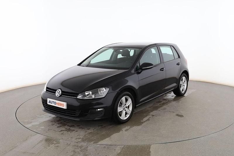 Usado VW Golf VII Advance 105 CV (77 kW) 2014 Negro Berlina