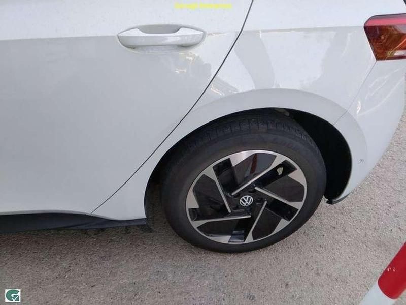 Usado VW ID.3 Pro 150 kW (204 CV) 2023 Blanco Utilitario