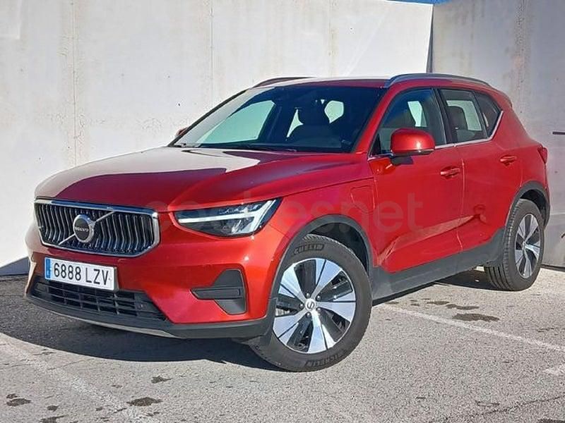 Granate Usado 2022 Volvo XC40 Core SUV | 21.999 € (Precio justo) - Imagen 1/4
