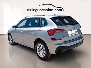 Usado Skoda Kamiq Selection 116 CV (85 kW) 2025 Plata SUV
