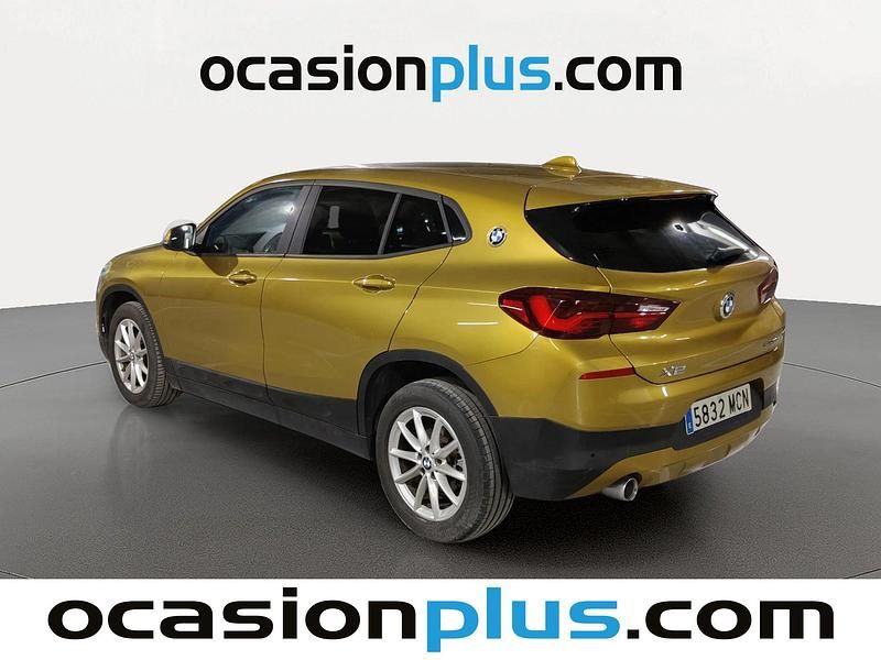 Usado BMW X2 116 CV (85 kW) 2022 Oro SUV