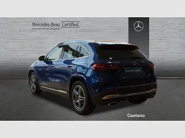 Usado Mercedes GLA200 150 CV (110 kW) 2025 Azul espectra SUV