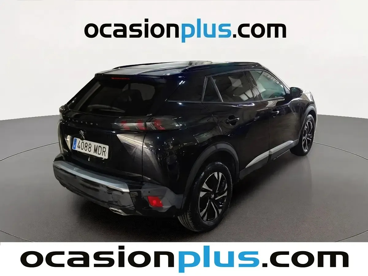 Usado Peugeot 2008 Allure 131 CV (96 kW) 2023 Negro SUV