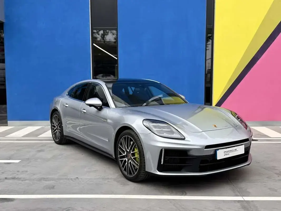 Usado Porsche Panamera 4 E-Hybrid 470 CV (345 kW) 2026 Plateado Utilitario